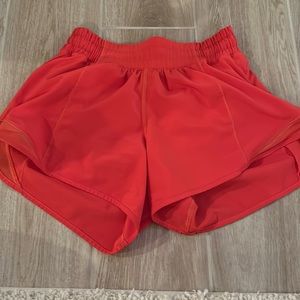 Lululemon hottie hot shorts